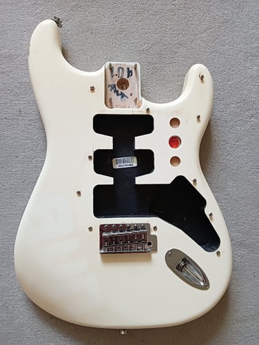 Fender mexican stratocaster - fender,