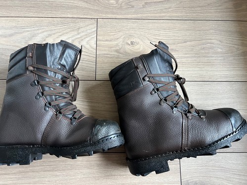 Stihl class chainsaw boots - 1,