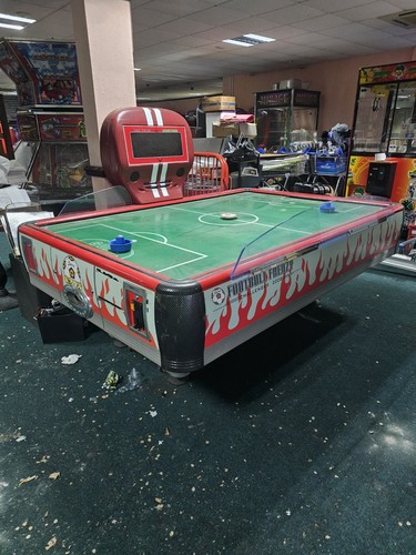 Coin operated 7ft air hockey - 7ft,