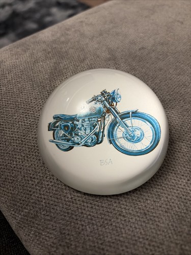 Vintage paper weight bsa - weight, gold