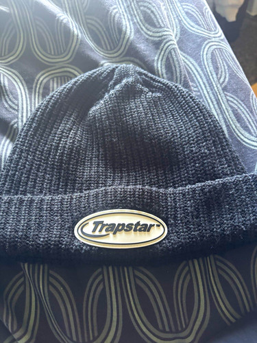 Trapstar black acrylic - black, knit