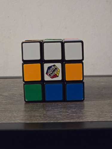 Rubiks cube 3x3 puzzle - cube,