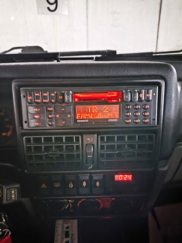 Car radio renault blaupunkt - renault,