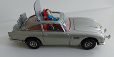 Corgi 270 James Bond Aston Martin DB5  In Very good  condition.