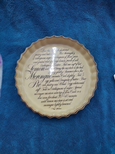 Vintage lemon meringue pie - lemon,