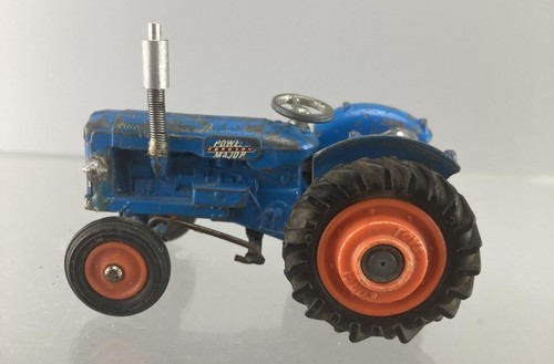 Corgi toys fordson - corgi, power