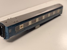 Kitmaster Blue & White Pullman Coach Body Only – OO Gauge