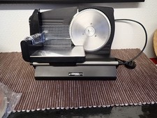 COOKS PROFESSIONAL QUALITY ELECTRIC MEAT SLICER - WITH MEAT GRIP  FULLY WORKING
