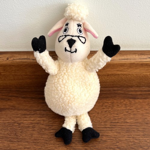 Sheep with spectables white