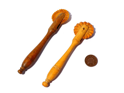 Vintage wooden pastry - x,