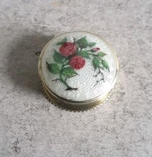 PRETTY ANT. SOLID SILVER- GILT - ENAMEL PILL BOX .  2 . 6 cms. dia.   BIRM. 1910