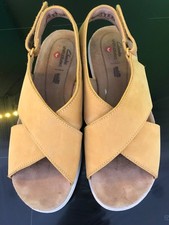 Clarks Trigenic sandals Size 6