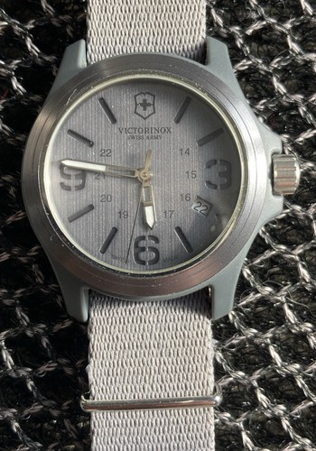 Victorinox swiss army grey - swiss,