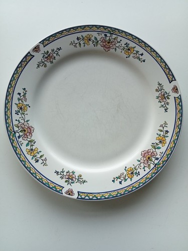 One vintage royal norfolk - vintage,