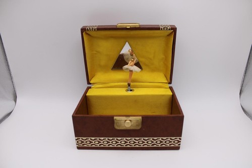 Jewellery box musical japanese - jewellery,