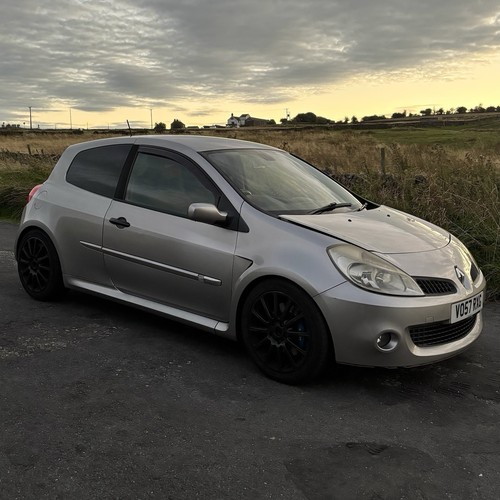 Renault clio sport 197 - renault,