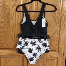 Beachsissi NWT Sz Small