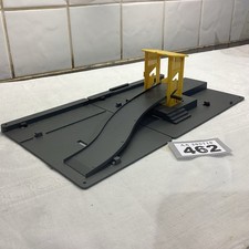 Hornby 00 Gauge R8263 Car