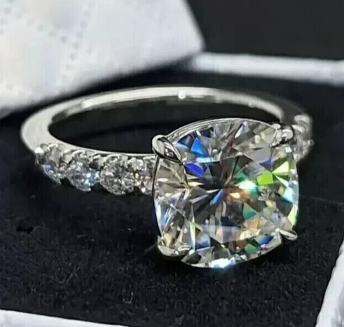 4ct cushion cut lab - cut, created