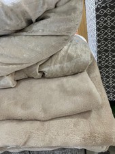 Cozee Home Crinkle Crushed Velvet KS Duvet Sets