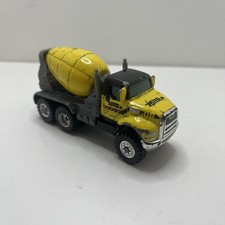Tonka Hasbro 2012 Yellow