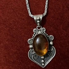 Suarti 925 Sterling Silver Amber Pendant and Chain Byzantine, Bali, Indonesia