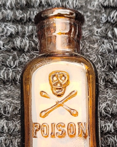 Old vintage amber poison - vintage,