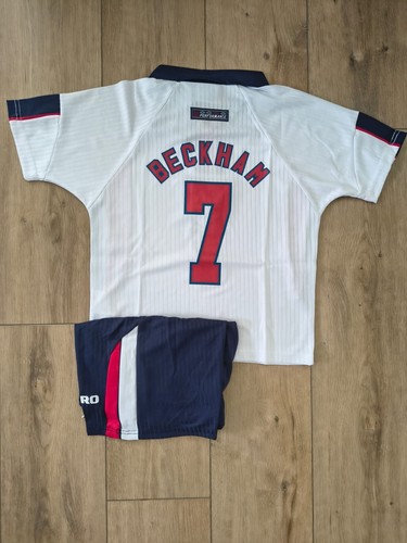 Retro david beckham world - retro,