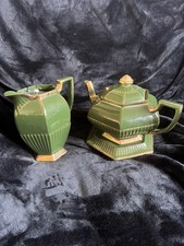 Victorian Deco Green Teapot