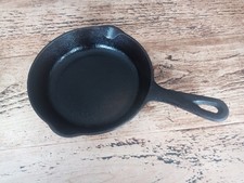 Cast Iron Unmarked Vintage Skillet Pan 6 1/2 Inch USA Double Spout