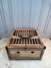 Wooden pigeon or bird carrier