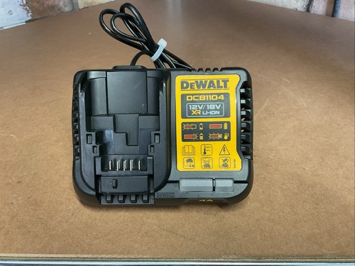 Dewalt dcb1104 12v 18v - dcb1104, 4amp