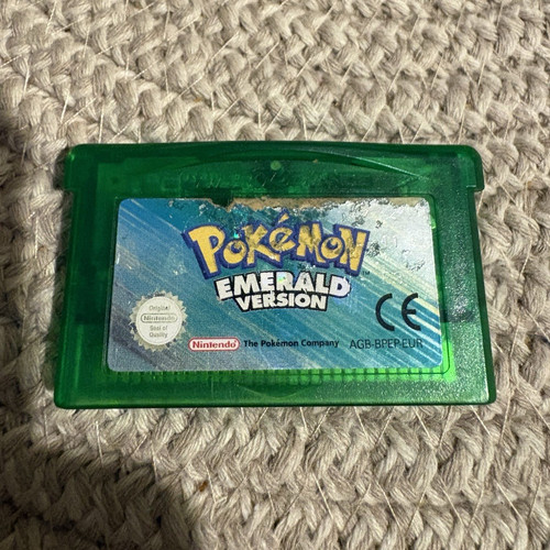 Nintendo pokémon emerald - nintendo,