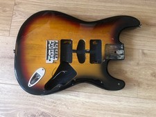 Squier Affinity Strat sunburst