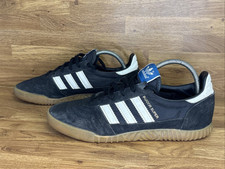Mens Adidas Indoor Super Trainers Size 7 UK Black/White Gum Sole Mens Women’s
