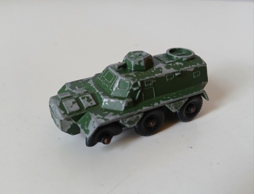 Matchbox saracen personnel - saracen,