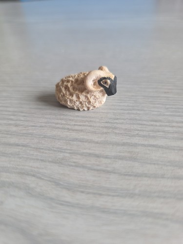 Peter fagan miniature - fagan, resin