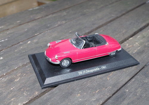 Universal hobbies citroen - hobbies,