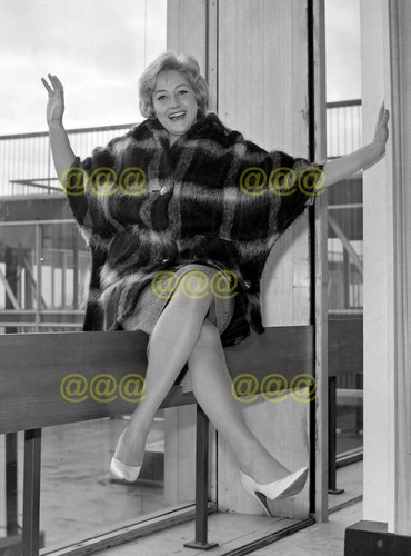 Photo liz fraser at london - photo,