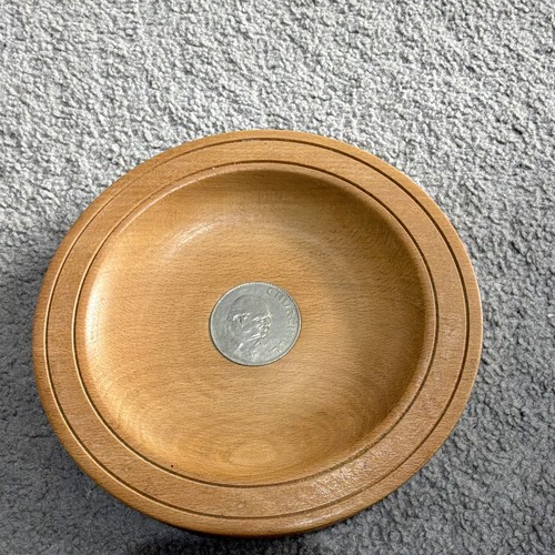 Round wooden bowl - round,