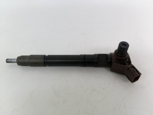 Toyota hilux fuel injector 4 - toyota,