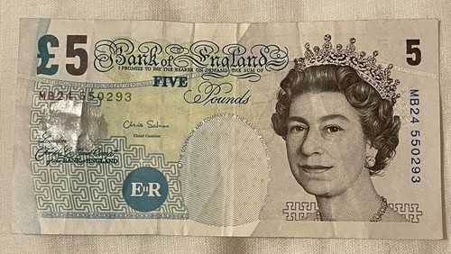 Bank england note five - £5,