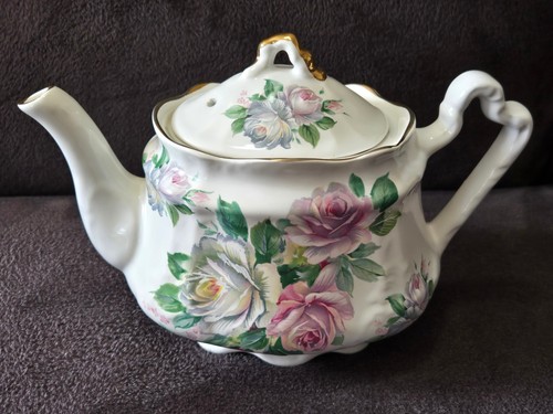 Arthur wood son teapot - wood,