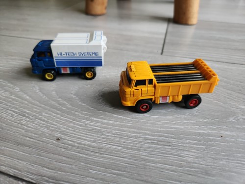Vintage 1980s toy - x2,
