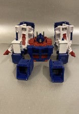 Transformers Kingdom Ultra