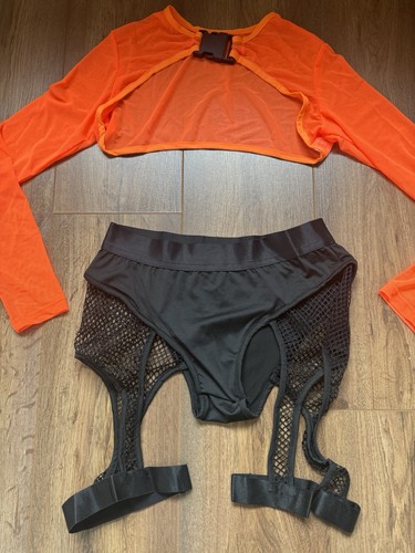 Funky festival outfit - 10/12,