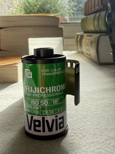 Fujifilm velvia fujichrome - velvia,