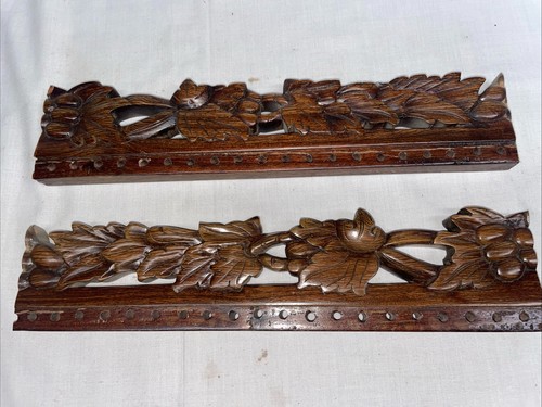Carved panels pediment - carved,