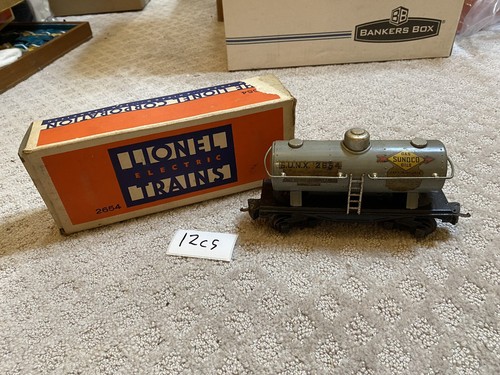 Lionel oil tank car - oil, with