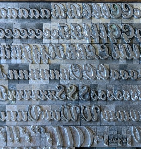 24pt heavy script - 24pt, 'heavy